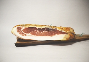 Speck della Val di Non