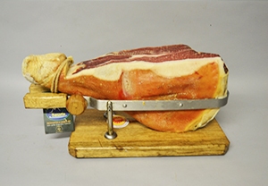 Prosciutto Fume' Friulano dell'Alta Carnia