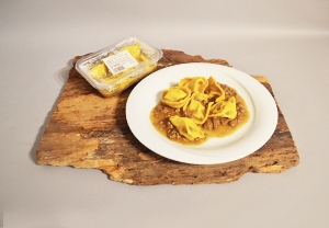Tortelli Carciofi e Ricotta al Ragu' di Agnello
