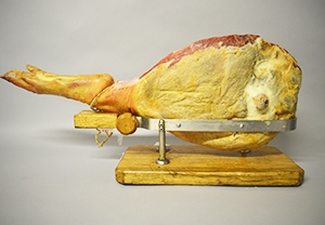 Prosciutto a Mano Collina della Tuscia