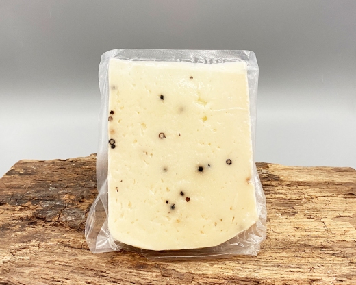 Pecorino Siciliano al Pepe Nero