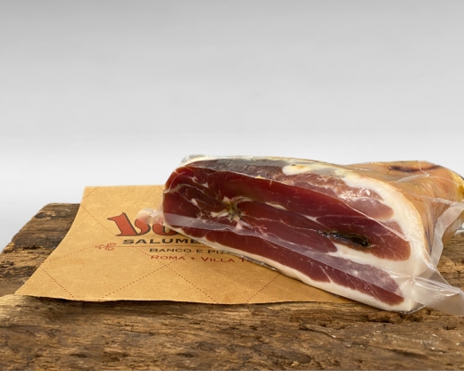 Prosciutto crudo al tartufo nero 